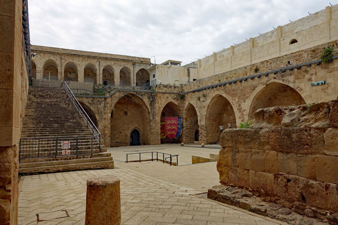 Innenhof der Burg von Akkon