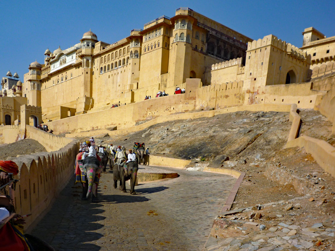 Aufstieg zum Fort auf dem Elefantenrücken