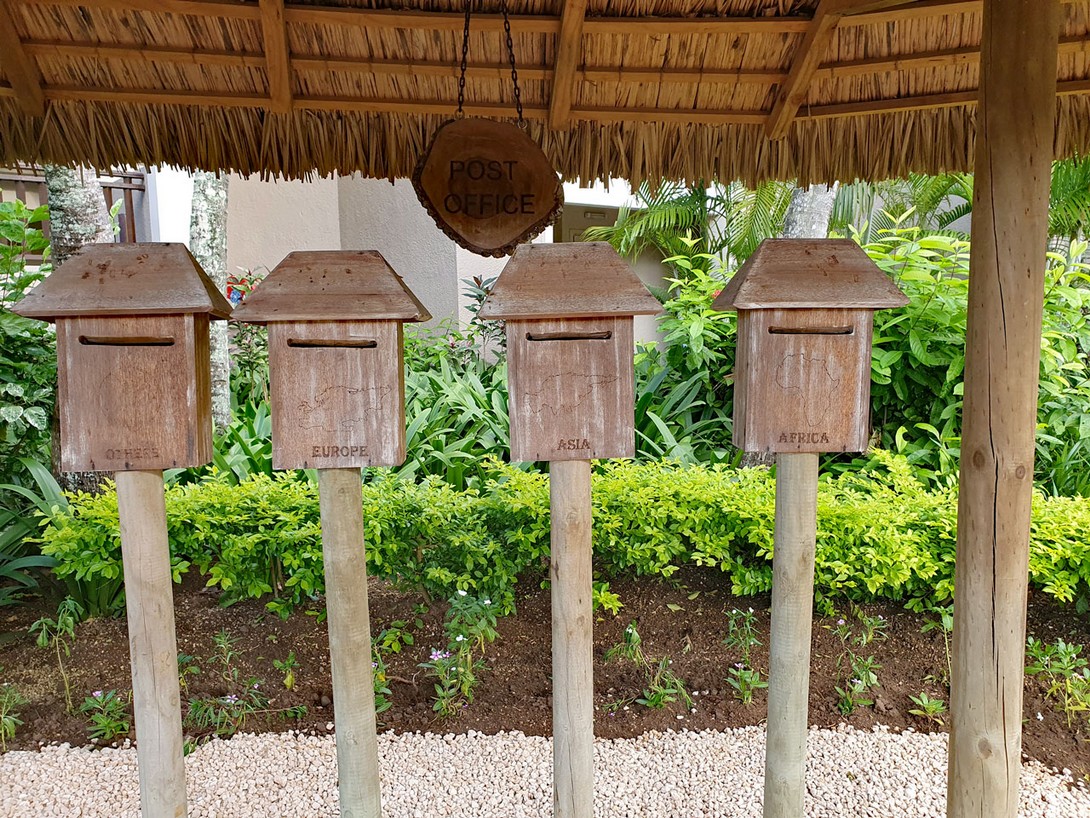 Briefkästen im Awali Heritage Resort