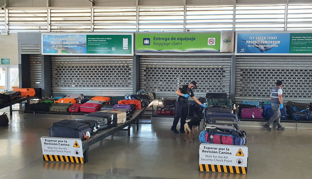 Gepäckausgabe in Baltra