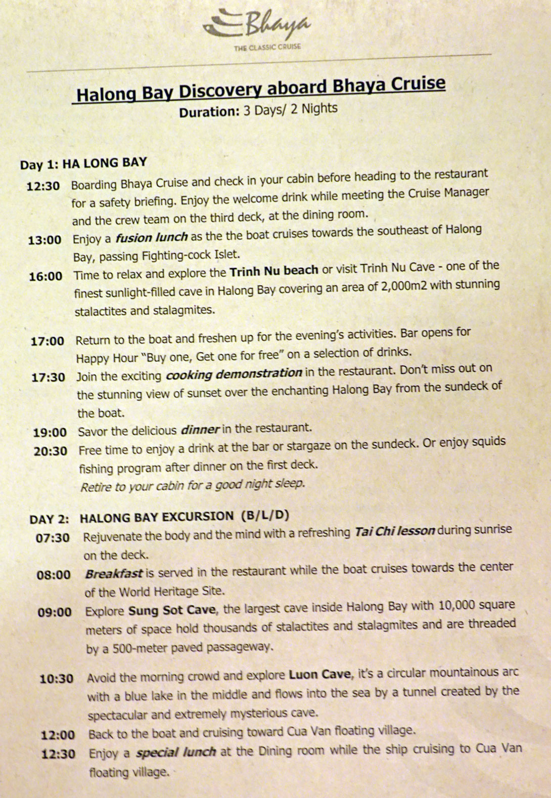 Kreuzfahrtprogramm durch die Halong Bucht