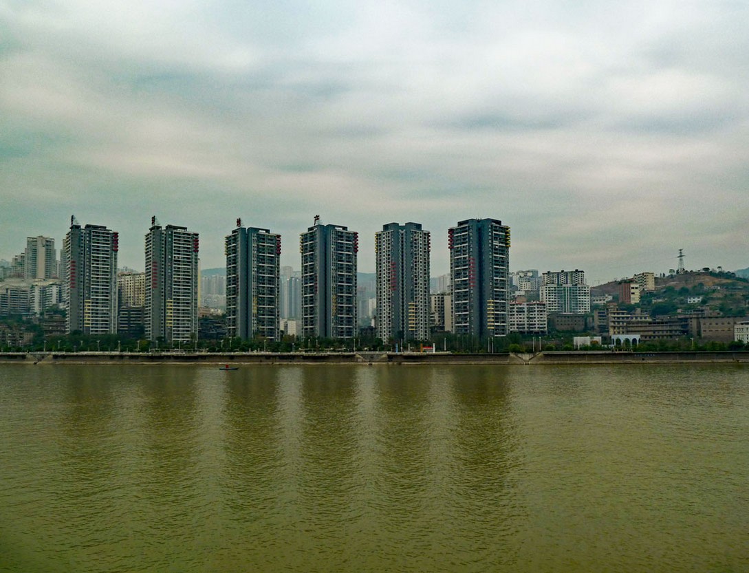 Chongqing vom Yangtze aus gesehen