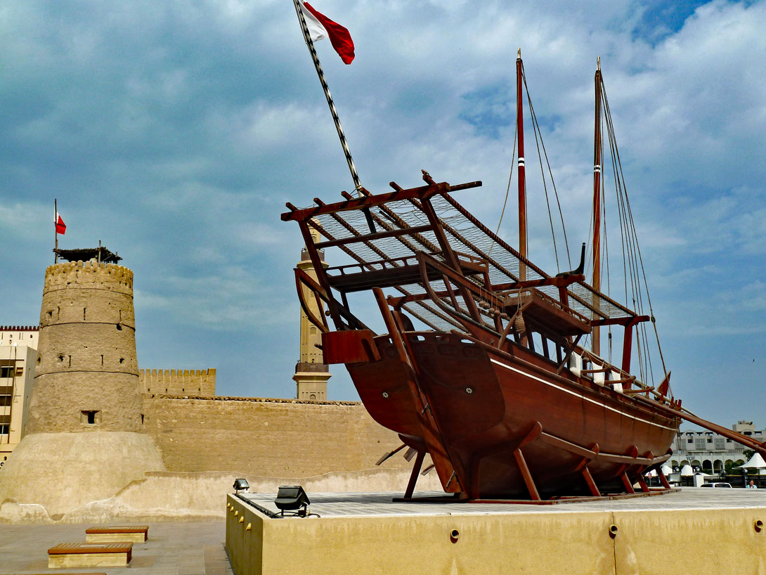 historische Dhow im Museum von Dubai