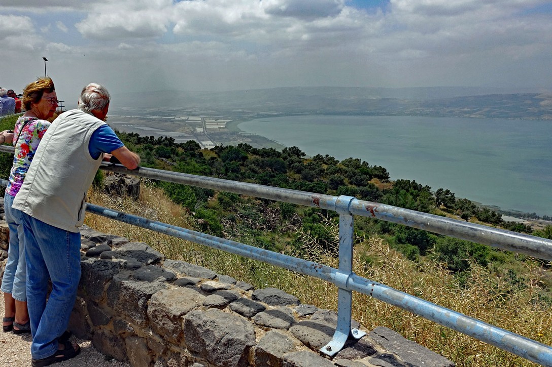 Blick vom Aussichtspunkt Kfar Haruv über den See Genezareth