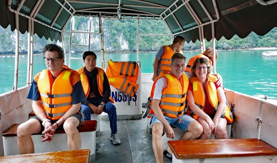 Es geht los zur Kajak-Fahrt