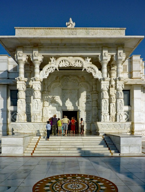 Eingang des Hindutempels in Jaipur