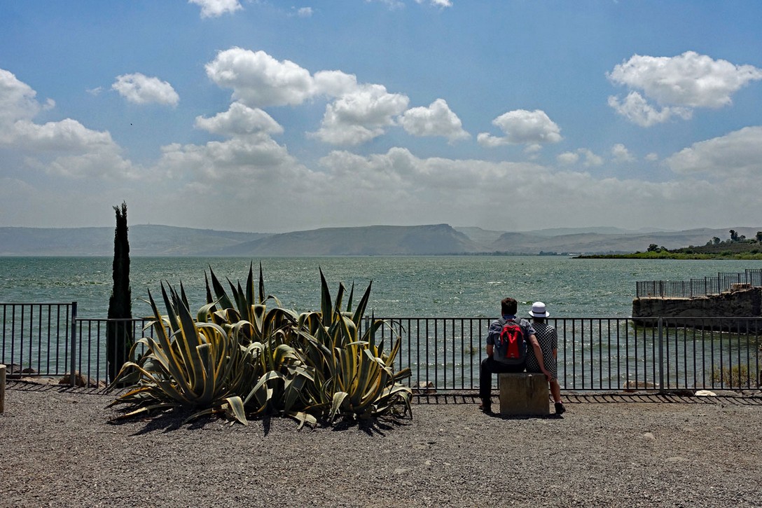 Blick von Kapernaum über den See Genezareth