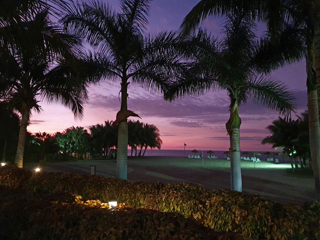 Abendhimmel mit Blick auf den Strand