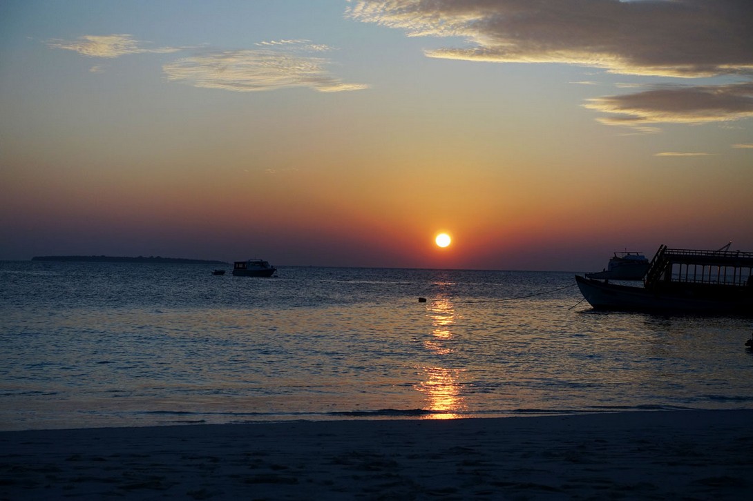 Sonnenuntergang am Reethi Beach