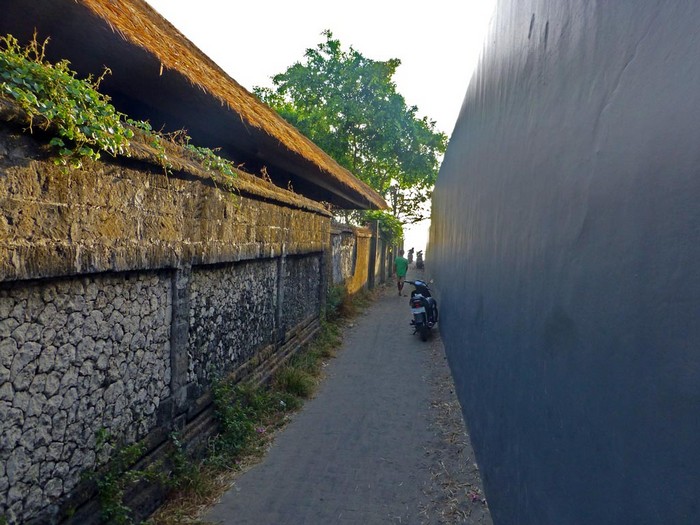 Weg zum Strand in Seminyak
