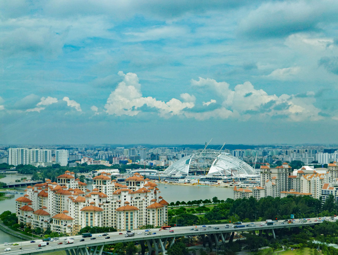 Blick vom Singapore Flyer auf die neu erschlossenen Wasserlandschaften
