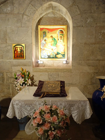 Der Alter in der Krypta von St. Anna